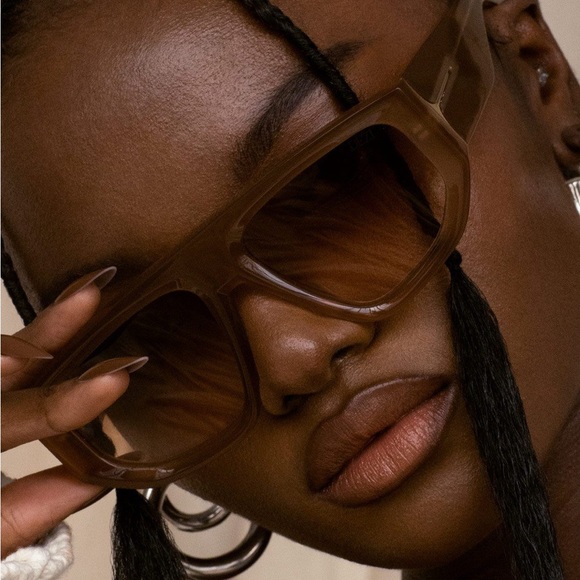 Accessories - Dezi “Backtrack” in Amber/Honey Faded.